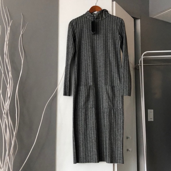 Zara Dress - Picture 4 of 8